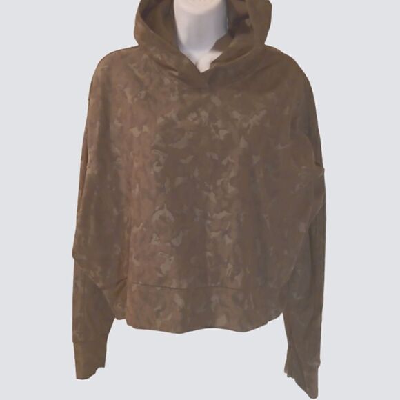 Athleta printed Farallon camo hoodie cropped pullover sweatshirt size M - Picture 2 of 7